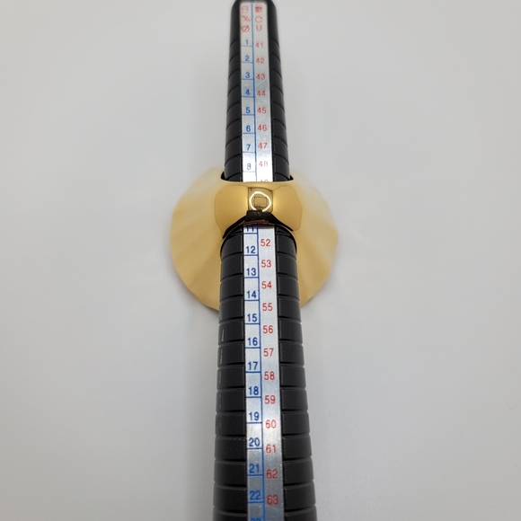 Balenciaga BB Thick Gold Ring US 5 5.5 Heavy Solid Chunky Flower Round Statement - Picture 10 of 10